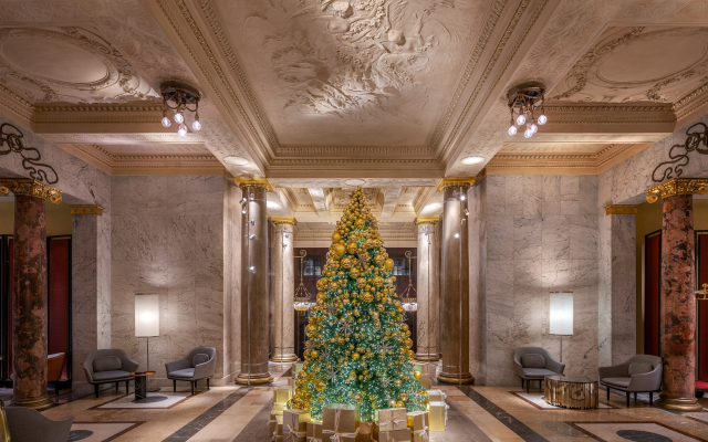 Отель Метрополь