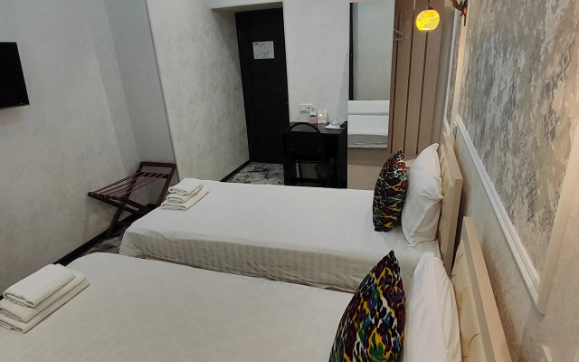 Suzani Samarkand Hostel