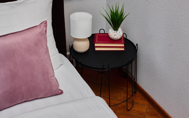 18 Line Mini Hotel