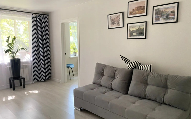 S Zamiakulkasami Flat