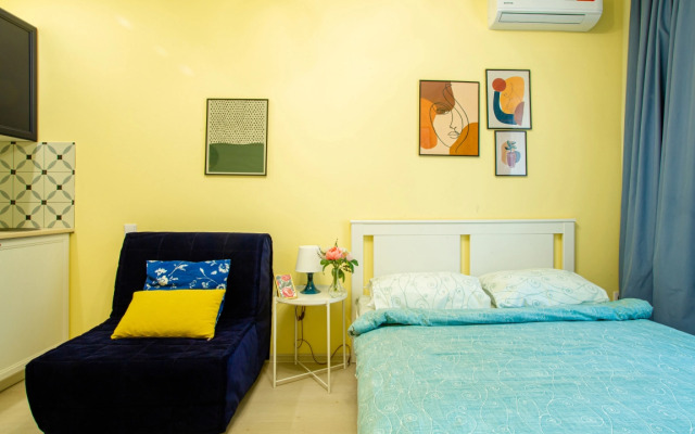 Апартаменты Happy возле ВКК Экспоград 1