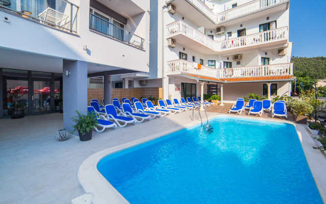 Antonija Oliva Hotel