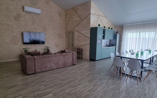 N2 Chetyre Sezona Guest house