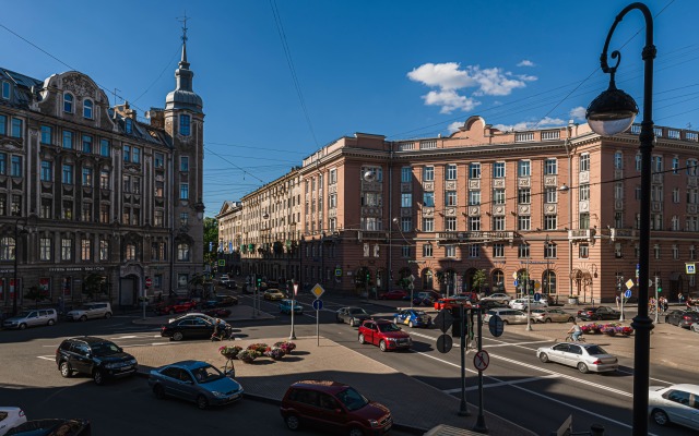 Апартаменты 170 кв. м. с 3 спальнями гостиной и красивым видом