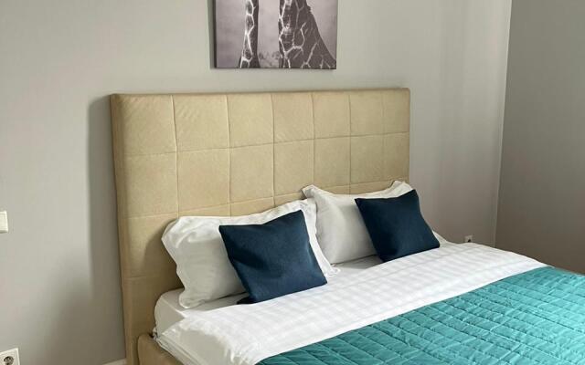 M.o.o.n Apartments Tole Bi Tulebaeva Kv 8 Tsentr Flat