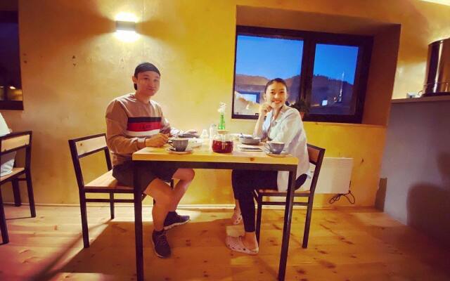 Peak Lodge Living Quarters