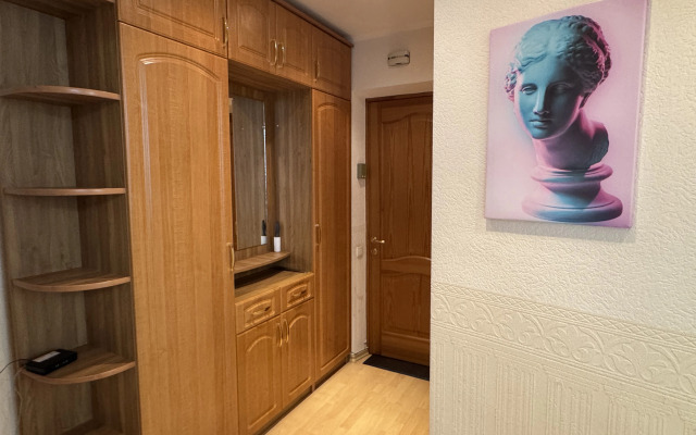 Na Naberezhnoy Flat