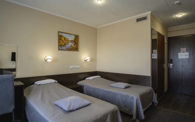 Druzhba Hotel