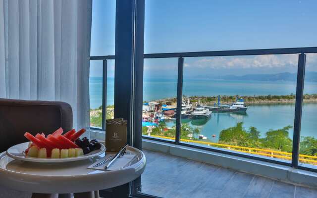 Royal Comfort Hotel
