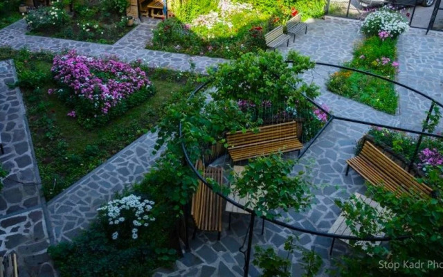 Mina Hotel