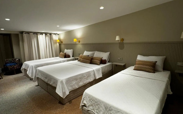 Astro Suites Hotel