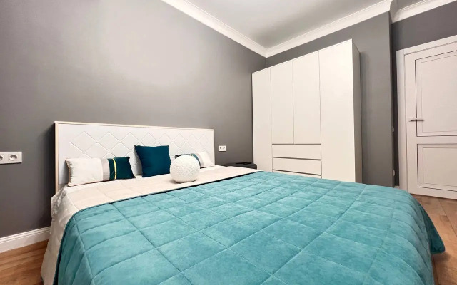 V Prekrasnom Zhk Levoberezhye Flat