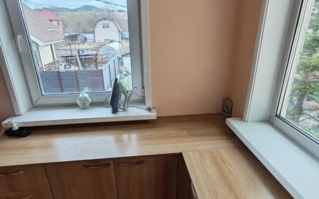 Частный дом г.Владивосток, ул.Джамбула, д.5 до 12 гостей