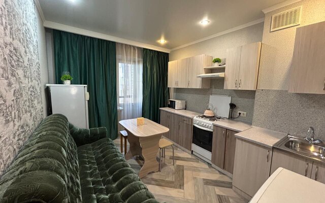 Aday S Krasivym Vidom Iz Okna Apartments