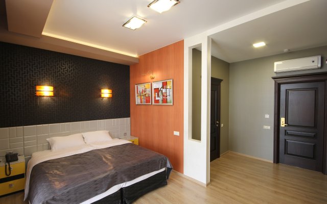 Absolyut Hotel-Boutique