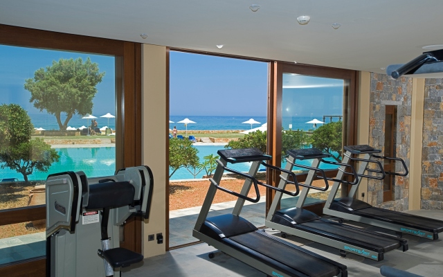 Kernos Beach Hotel