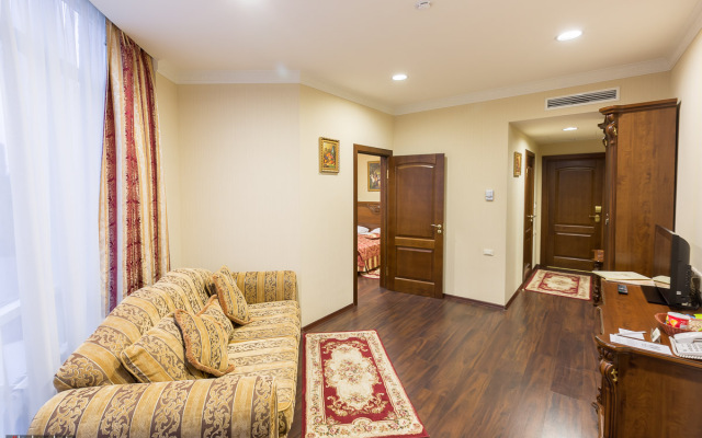 Valensiya Hotel