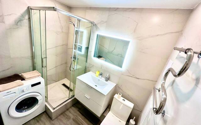 Sun City Apartment S Vidom Na More