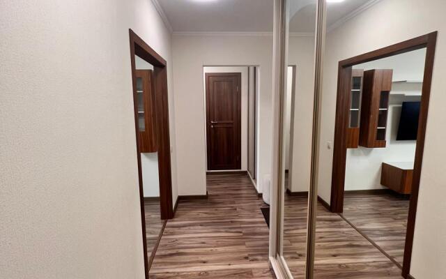 Апартаменты 2-х комнатные. ул. Батурина. д. 19