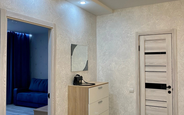 Апартаменты 2-комнатные с закрытой территорией на Захарова 26