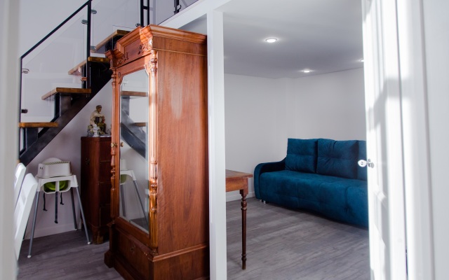Apartment Gallery of Stories