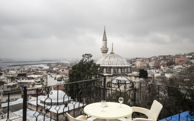 Отель Black Pearl Apart