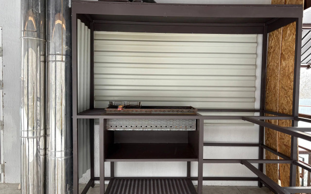 Вилла на берегу реки около Минска