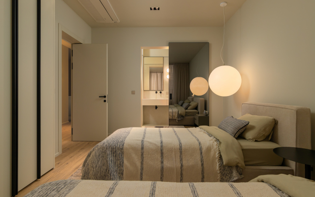 Taunkhaus v Sochi  sobstvennym Basseynom Apartments