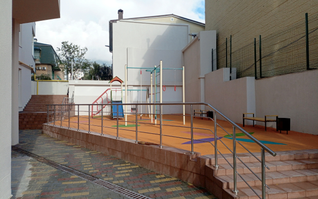 Апартаменты Стильные в новом комплексе Арт-Ялта в центре с паркингом