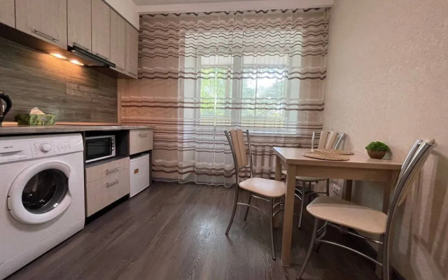 Na Ul. Ostrovskogo 75 Flat
