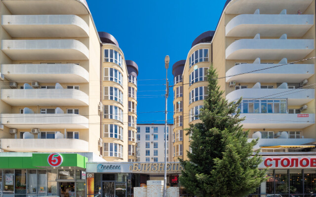 Ryadom S Morem I Parkom Apartments