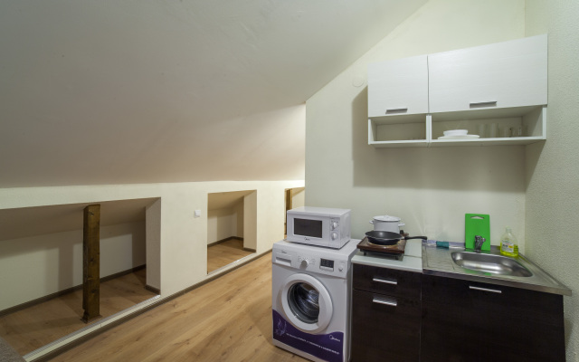 Apartments on Yunaya 12