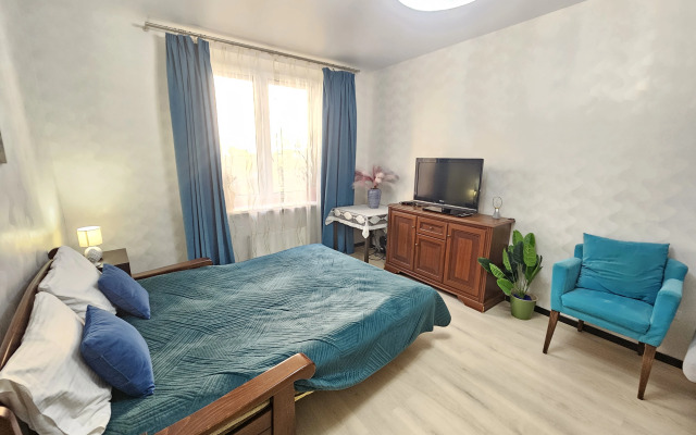 Квартира Теплый Берег в отличном доме