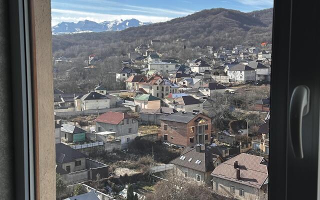 Nalchik Ulitsa Atazhukina 2a Flat