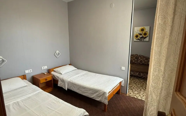 Medovaya Guest House