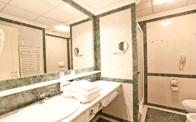 Отель River Palace