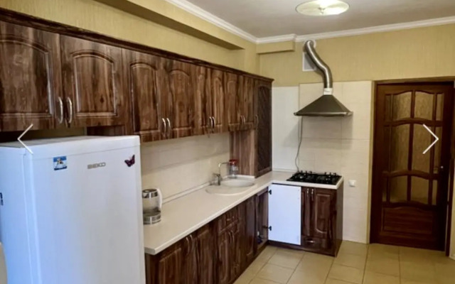 Uyutnaya U Podnozhyya Gory Mashuk Flat