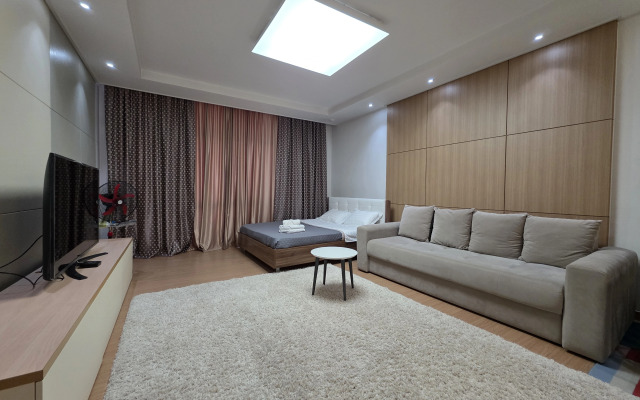 V Khayville Ryadom s Posolstvom Ssha Apartment