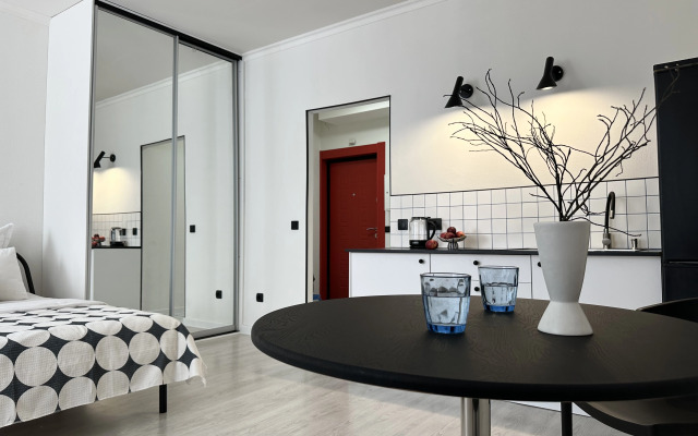 Stilnaya Studiya V Tsentre Goroda Flat