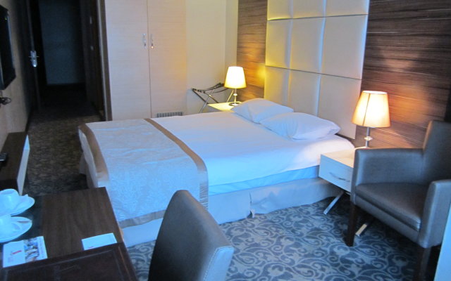 Отель Derpa Suite Hotel Osmanbey