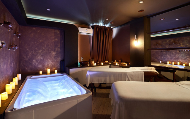 Kurortnyj otel' Alean Family Biarritz