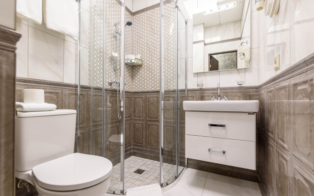 Ruann Decart Hotel