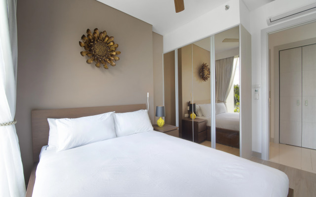 Апартаменты Три спальни с видом на море и озеро