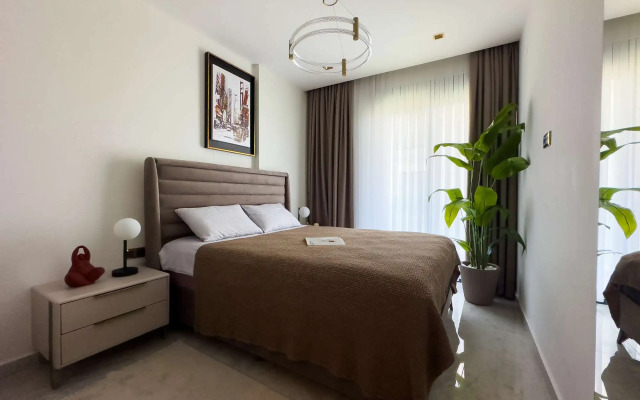 Qoople Legend A30 v 100 Metrah ot Morya Apartments