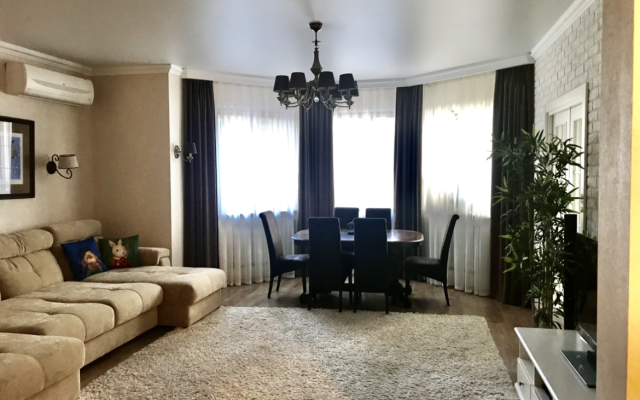 Uyutnaya Kvartira  vblizi Kremlya Flat