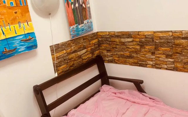 Studiya V Stile Avangard Apartment