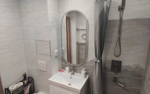 Новая комфортная студия в 5 минутах ходьбы от Храма