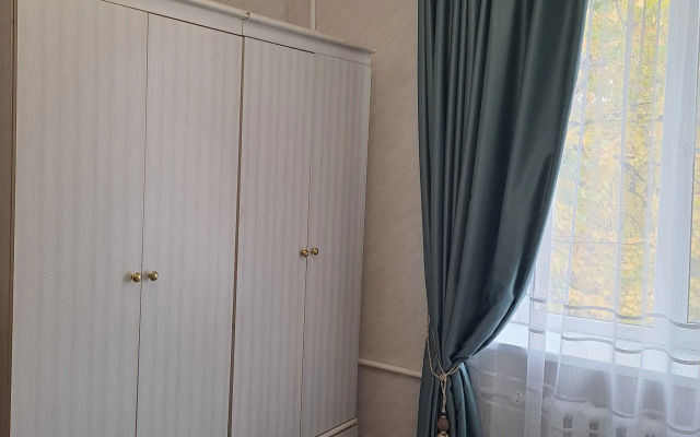 2-kh komnatnaya r-n Dubravy Flat