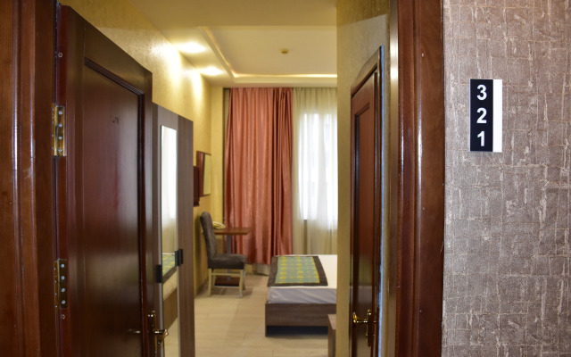 Baku Rigs Hotel