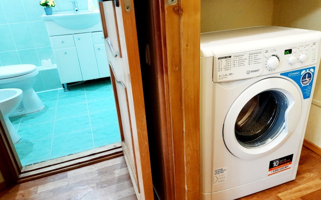 Biryuzovaya Flat